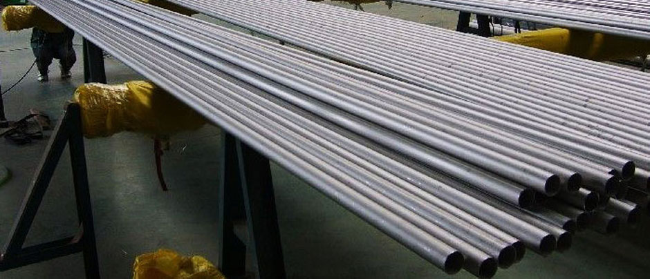 Stainless Steel 904L Welded Tubes & 904L Seamless Pipe/ Tube in Our Stockyard
