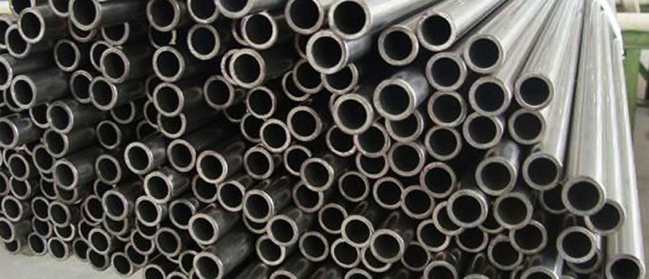 Stainless Steel 317L Seamless Pipe & 317L Seamless Pipe/ Tube in Our Stockyard